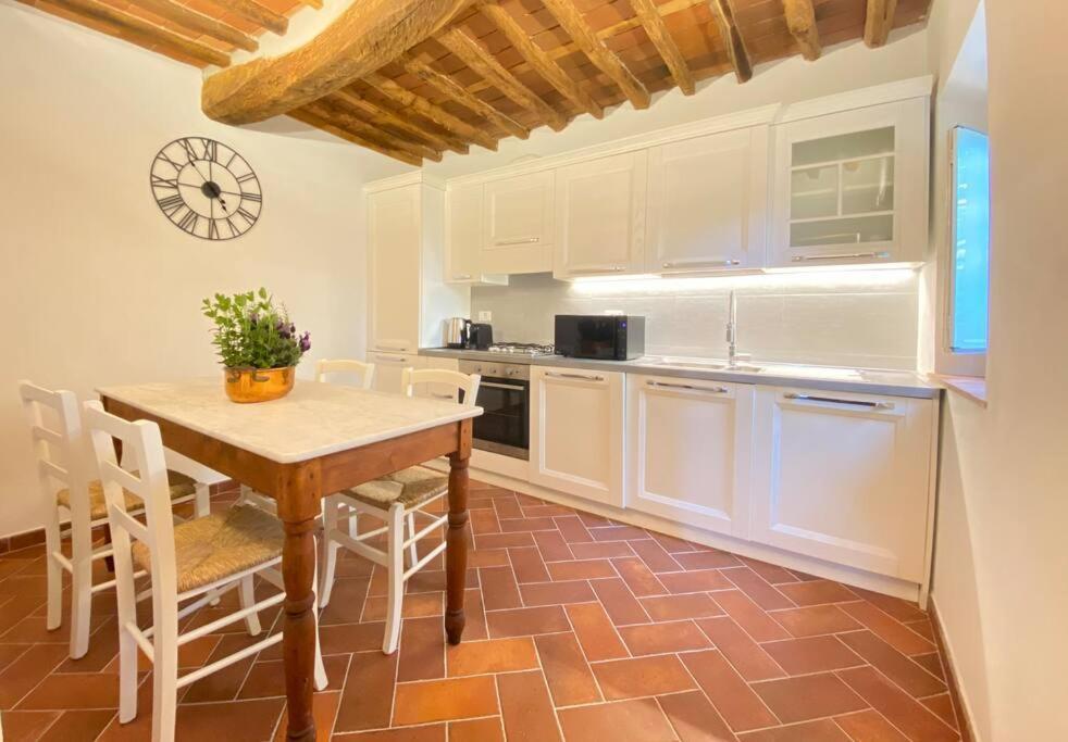 Relax&Business Wi-Fi, Tv Hd, Parcheggio Gratuito Capannori Exterior foto
