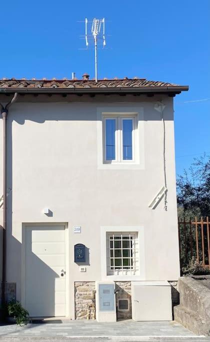 Relax&Business Wi-Fi, Tv Hd, Parcheggio Gratuito Capannori Exterior foto