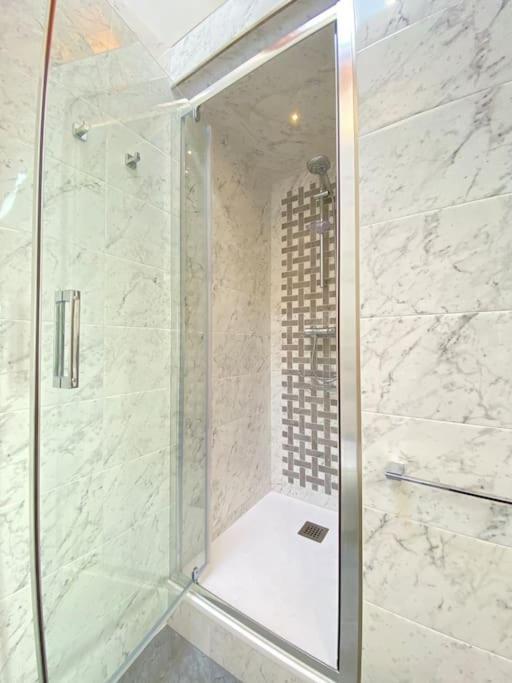 Relax&Business Wi-Fi, Tv Hd, Parcheggio Gratuito Capannori Exterior foto